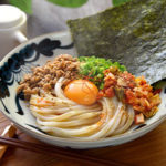 肉味噌三色油うどん