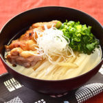 鶏肉と生姜うどん～葱三昧～